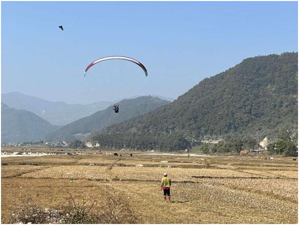 पोखराको मान्द्रेढुङ्गाबाट माघ १ देखि प्याराग्लाइडिङको व्यावसायिक उडान