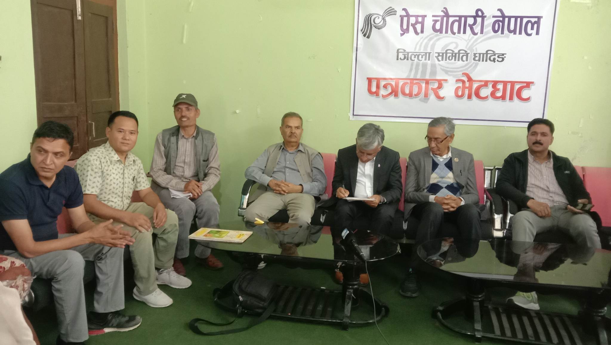 नेकपा एमालेको मिसन ग्रासरुट अभियान धादिङमा औपचारिक रुपमा सकियो