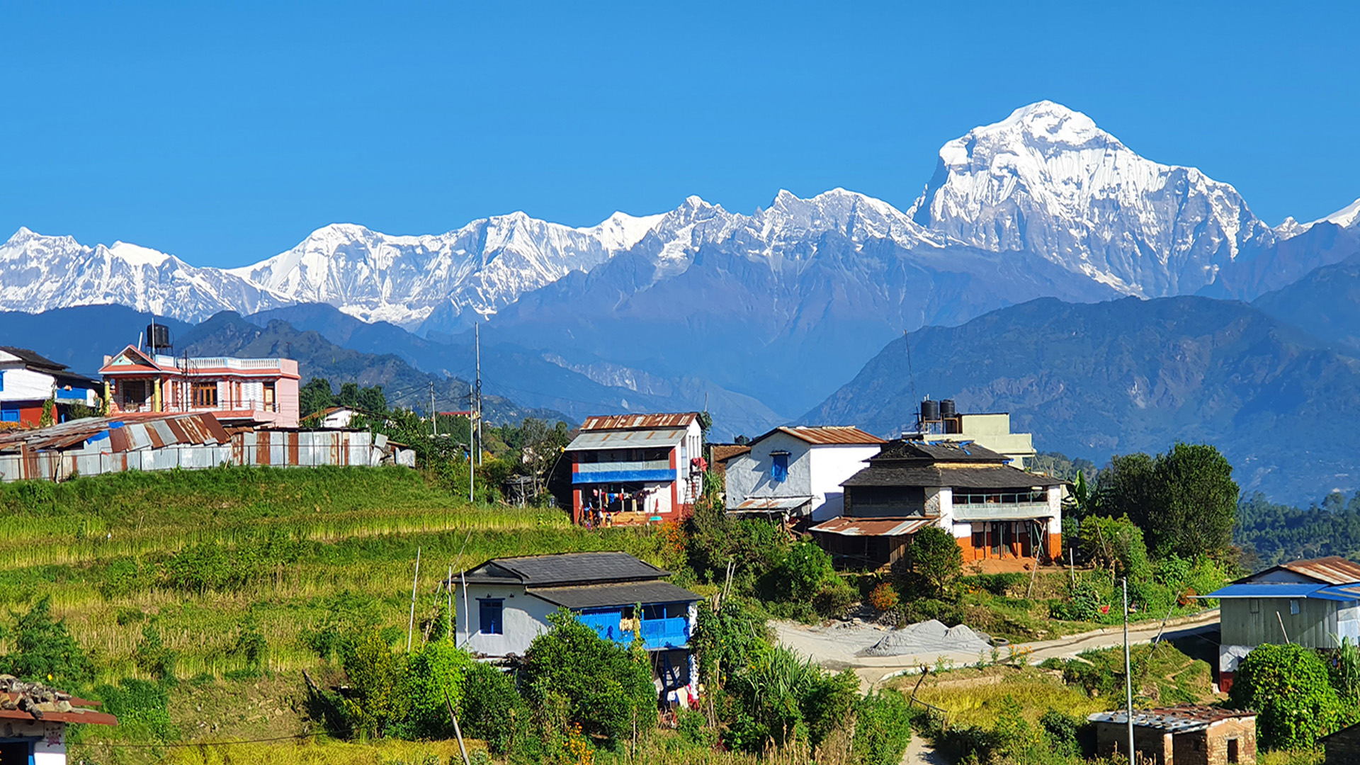 चाडपर्वको बेला गाउँमा नै रमाइलो